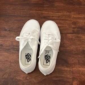 White laced vans shoes. Great condition